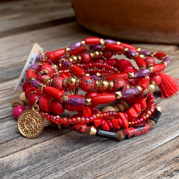 Multi Strand Cayenne Red Bohemian Stretch Bracelet NWT - Picture 6 of 9